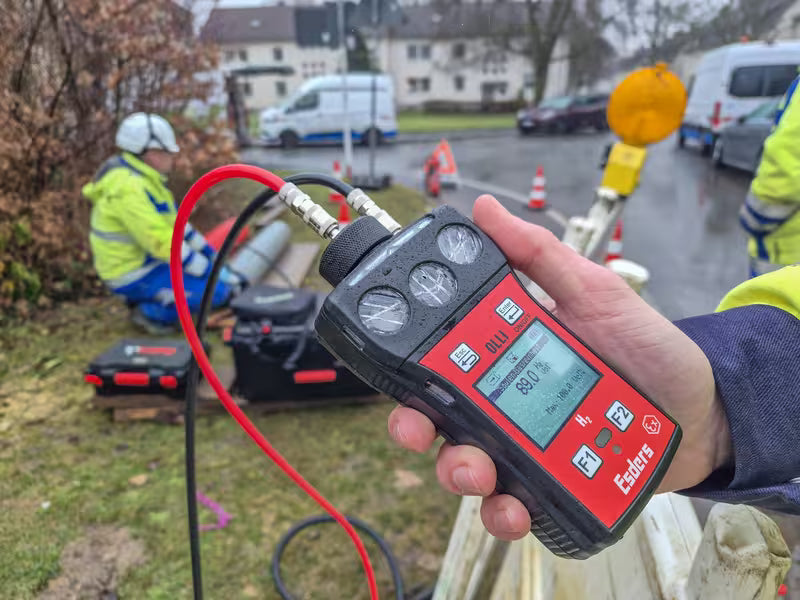 Hydrogen Leak Detector