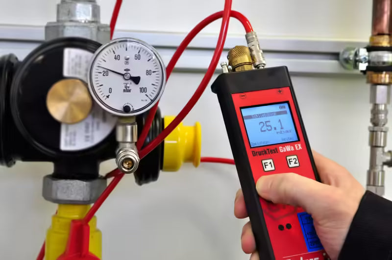 Digital Gas & Water Pressure Gauge for Pipeline Testing