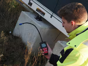 Refrigerant Leak Detector